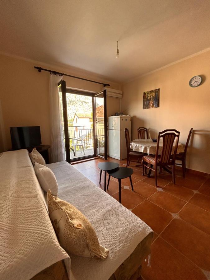 Apartment With Sea View 코토르 외부 사진